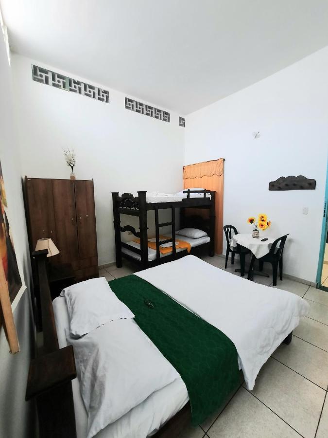 San Gil Tours Hostal Eksteriør bilde